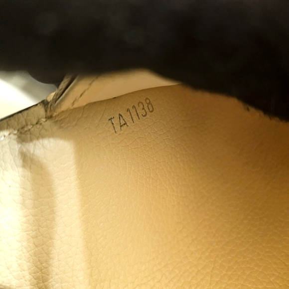 Louis Vuitton Madeleine Wallet – Beige Empreinte w/ Multicolor Flowers 🌸 - Picture 6 of 9